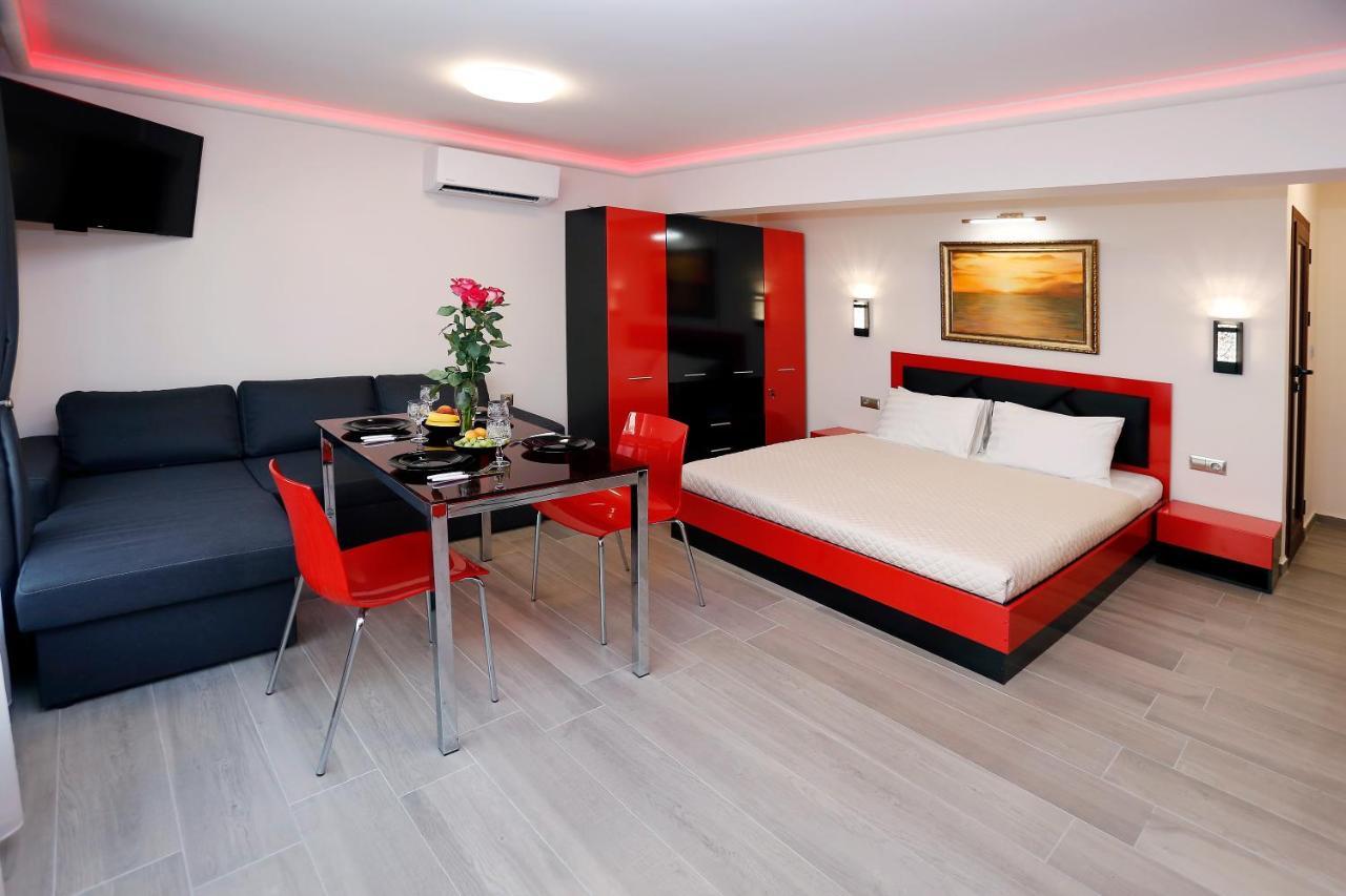 Deluxe 2 Studios City Center Burgas Esterno foto